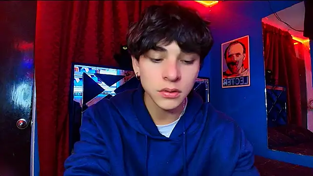 Luke Howland online show from November 26, 2025, 2:44 am