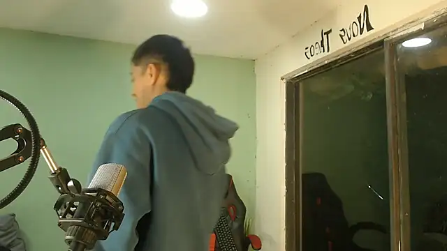 Snapshot of danielitopapuu chatting on February 15, 2026, 6:25 am danielitopapuu online show from February 15, 2026, 6:25 am