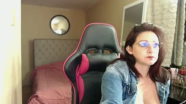 Carol Scottt online show from March 5, 2026, 5:59 am