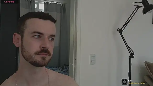 sexxxsutra online show from April 26, 2026, 4:37 pm