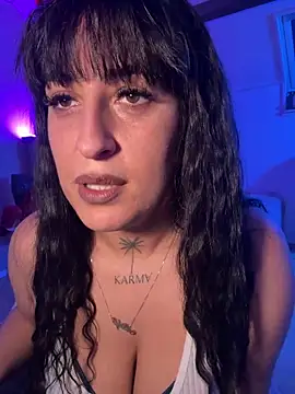 CarolaDrago online show from November 4, 2025, 3:54 am