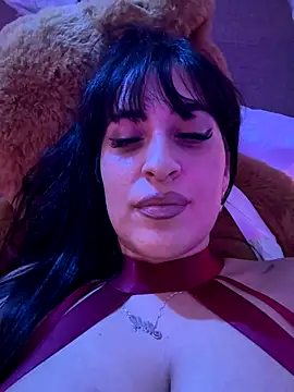 CarolaDrago online show from October 22, 2025, 7:57 pm