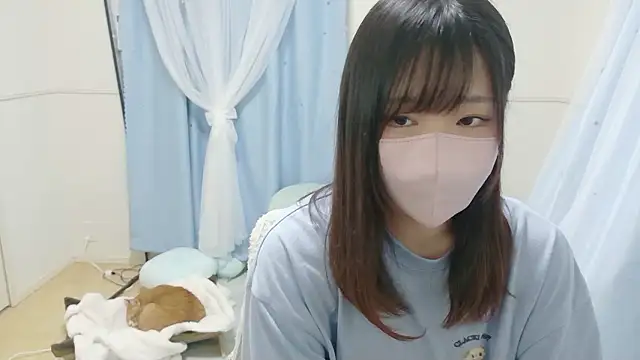 Snapshot of MEI--55 chatting on June 7, 2026, 9:03 am MEI--55 online show from June 7, 2026, 9:03 am