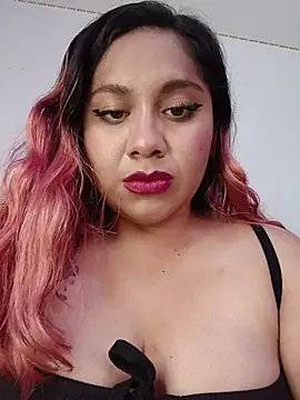 Snapshot of olivia_stylinnson chatting on July 12, 2026, 9:48 pm olivia stylinnson online show from July 12, 2026, 9:48 pm
