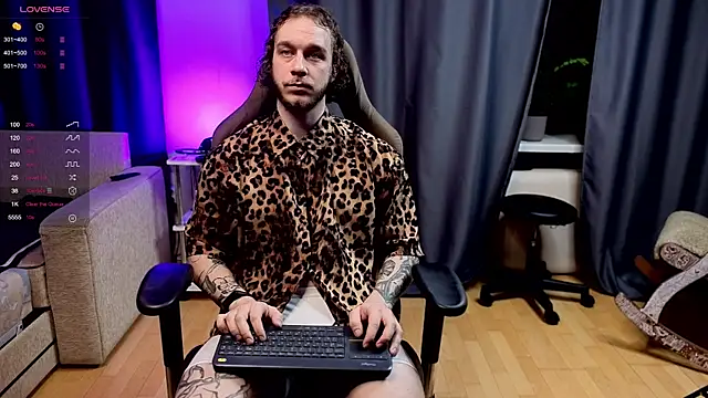 pleasure8869 online show from December 17, 2025, 4:28 am