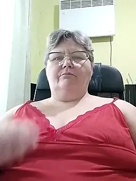 Snapshot of AlenushkaGold chatting on September 10, 2025, 8:13 am AlenushkaGold online show from September 10, 2025, 8:13 am