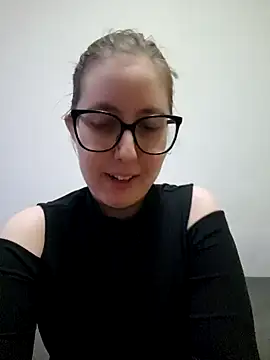 Snapshot of Sarah459 chatting on June 30, 2026, 10:32 pm Sarah459 online show from June 30, 2026, 10:32 pm