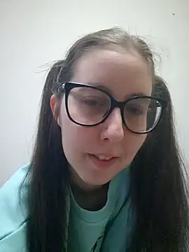 Snapshot of Sarah459 chatting on December 2, 2025, 6:42 pm Sarah459 online show from December 2, 2025, 6:42 pm