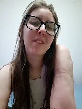 Snapshot of Sarah459 chatting on November 12, 2025, 6:34 pm Sarah459 online show from November 12, 2025, 6:34 pm