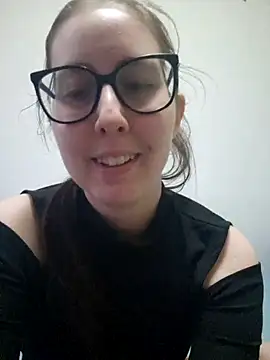 Snapshot of Sarah459 chatting on November 15, 2025, 9:52 pm Sarah459 online show from November 15, 2025, 9:52 pm