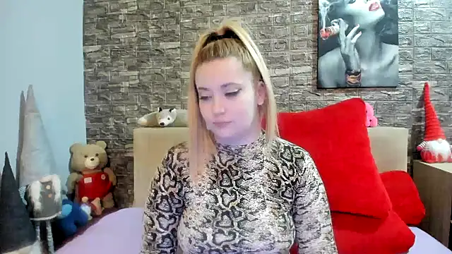 kalindahot online show from February 26, 2025, 4:41 am