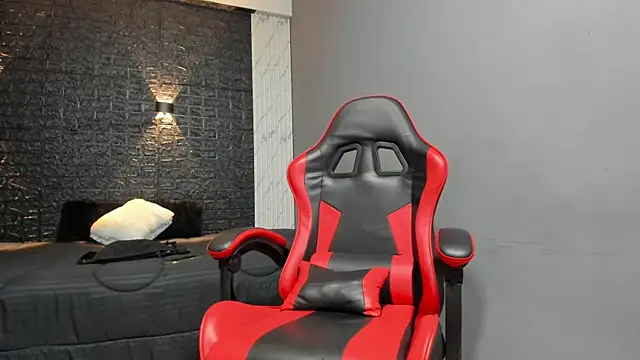 taurus boy1 online show from November 28, 2025, 12:27 pm