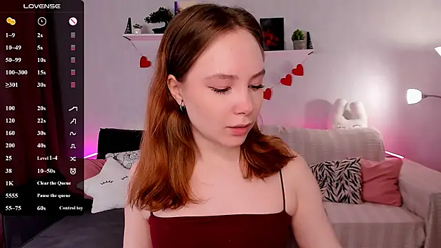 LanaBlu  online show from December 3, 2025, 3:18 am