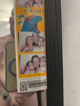 Snapshot of VixyGang chatting on February 1, 2026, 7:45 pm VixyGang online show from February 1, 2026, 7:45 pm