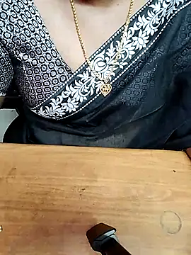 Aishu-tamil09 online show from January 9, 2026, 6:53 am