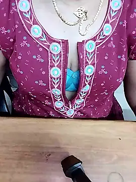 Aishu-tamil09 online show from January 14, 2026, 3:59 pm