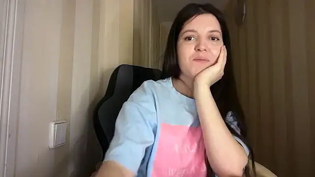 Lina Most online show from February 22, 2026, 10:55 pm