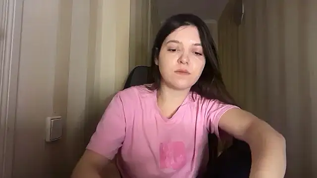 Lina Most online show from February 1, 2026, 9:13 pm