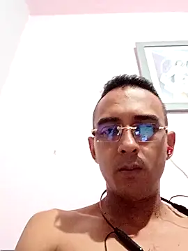 Snapshot of paisa233 chatting on March 4, 2026, 1:35 am paisa233 online show from March 4, 2026, 1:35 am