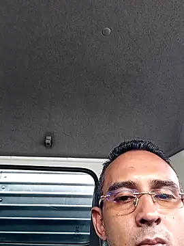 paisa233 online show from April 7, 2026, 8:32 pm