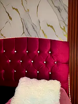 angellique 22 online show from January 7, 2026, 3:33 am