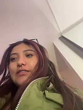 angellique 22 online show from March 18, 2026, 4:15 am