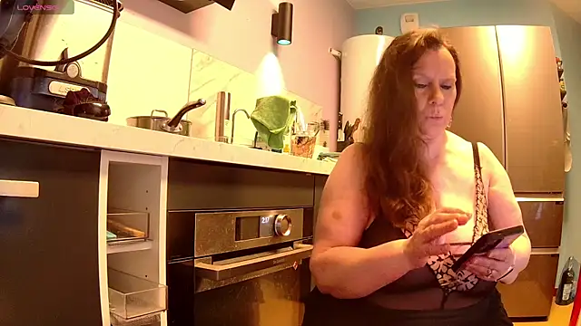 Endrocleia online show from March 10, 2026, 1:20 am