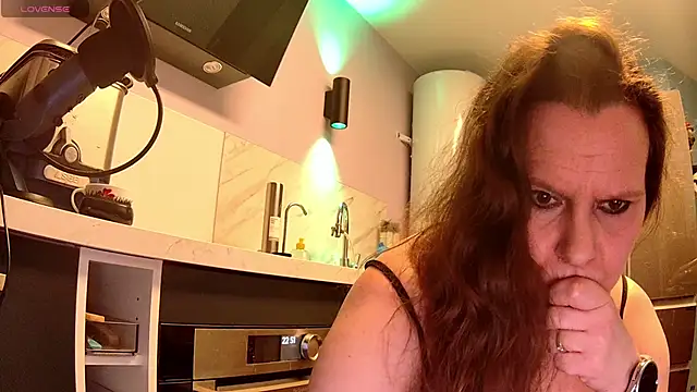 Endrocleia online show from February 20, 2025, 9:53 pm