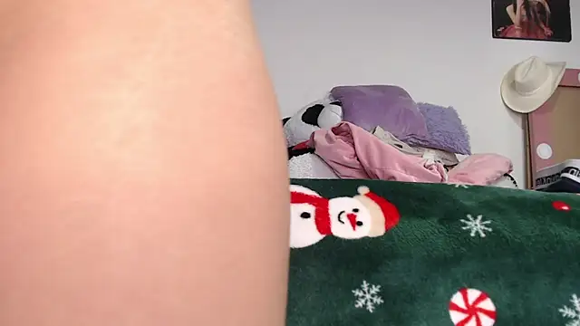 minene mikami online show from November 7, 2025, 4:33 pm