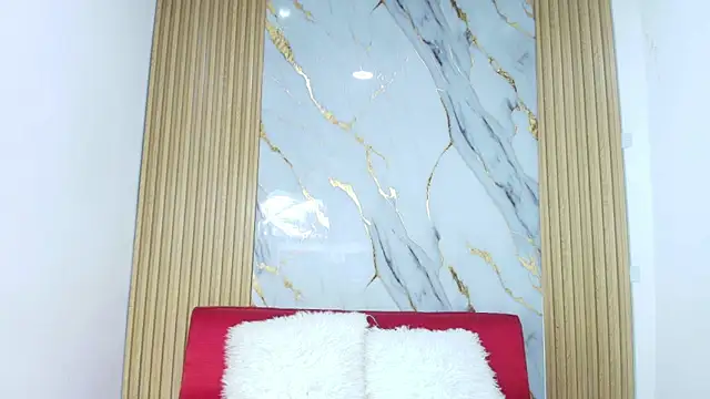 Snapshot of Luluu_08 chatting on February 1, 2026, 12:36 pm Luluu 08 online show from February 1, 2026, 12:36 pm