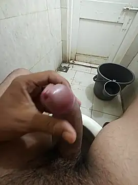 Snapshot of sexyvihan1 chatting on June 24, 2026, 5:33 pm sexyvihan1 online show from June 24, 2026, 5:33 pm