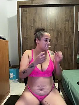 Snapshot of Hotbucet chatting on January 31, 2025, 2:48 am Hotbucet online show from January 31, 2025, 2:48 am