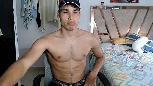 Snapshot of Babylin77 chatting on February 24, 2026, 10:32 pm Babylin77 online show from February 24, 2026, 10:32 pm