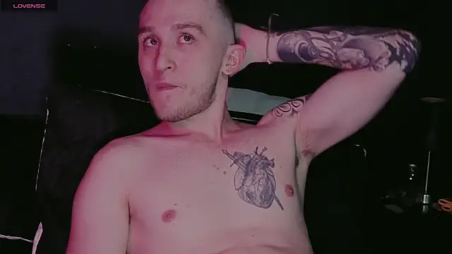 Dylanwhite23  online show from February 4, 2026, 3:45 am