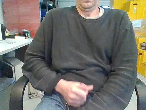 Snapshot of Raimundo1971 chatting on November 12, 2025, 2:21 pm Raimundo1971 online show from November 12, 2025, 2:21 pm