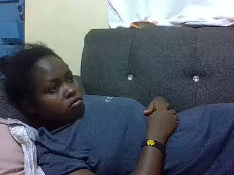 Snapshot of Sweetcecie01 chatting on February 10, 2026, 9:36 pm Sweetcecie01 online show from February 10, 2026, 9:36 pm