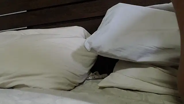 lolafairytail online show from March 13, 2026, 6:13 pm