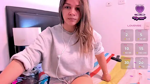 daniela beauty online show from December 2, 2025, 1:57 pm