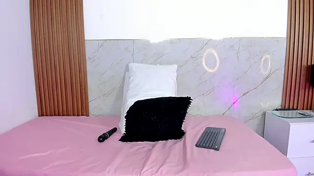 iam lilo online show from February 5, 2025, 11:17 pm