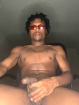 tre512 online show from December 2, 2024, 2:04 am