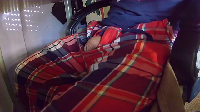 vladimirput4 online show from December 20, 2024, 8:28 am