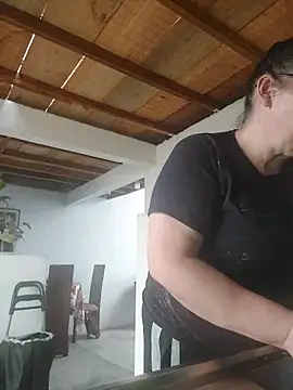 clarita 01 online show from April 1, 2026, 2:03 pm