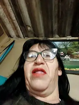 clarita 01 online show from October 17, 2025, 10:50 am