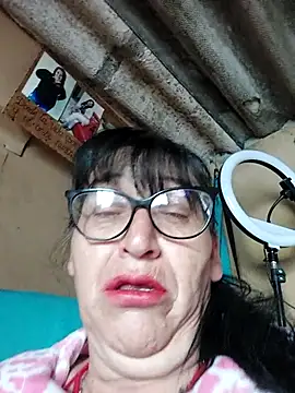 clarita 01 online show from November 22, 2025, 11:42 am