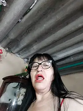 clarita 01 online show from October 18, 2025, 11:34 am