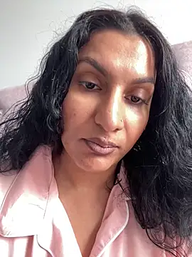 Snapshot of Indianbutter11 chatting on September 17, 2025, 7:21 am Indianbutter11 online show from September 17, 2025, 7:21 am