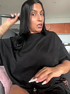 Snapshot of Indianbutter11 chatting on November 6, 2025, 5:11 am Indianbutter11 online show from November 6, 2025, 5:11 am