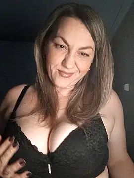 Ant0nina online show from December 1, 2024, 10:15 pm