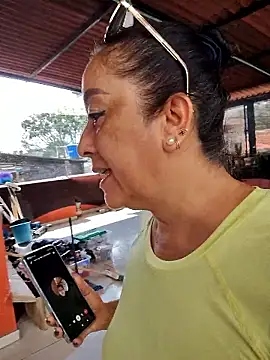 amaranta c online show from November 17, 2025, 3:49 pm