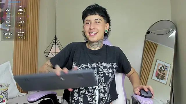 Snapshot of Ethan_lennox chatting on February 26, 2026, 9:48 pm Ethan lennox online show from February 26, 2026, 9:48 pm